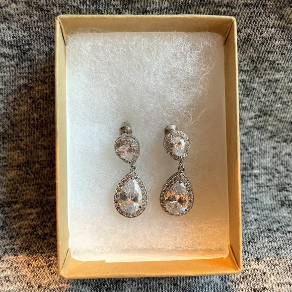 Diamond Teardrop Dangle Drop Earrings - Picture 2 of 4